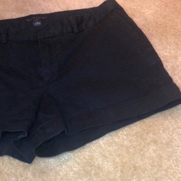 Banana Republic ladies chino style shorts - Picture 3 of 10